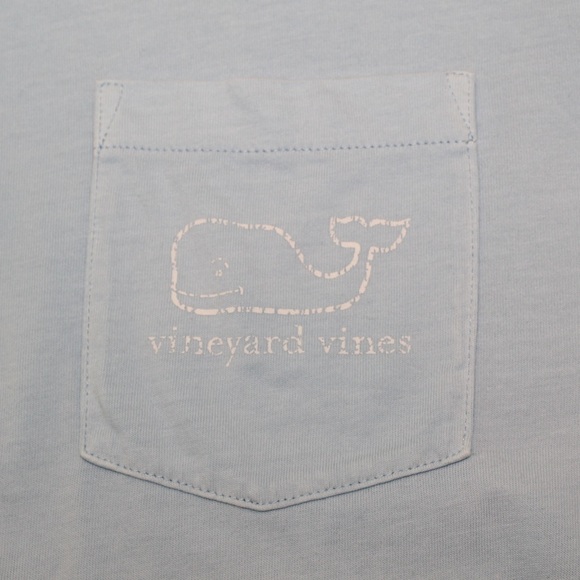 Vineyard Vines baby blue T-shirt (men’s M) - Picture 4 of 9